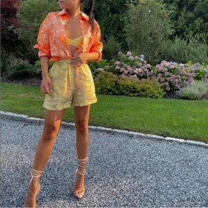 & Other Stories Floaty Shorts Tencel Yellow NWT